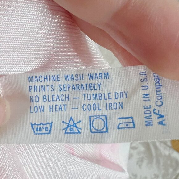 Vintage Vanity Fair Pink Floral Satin Night Gown Lace Coquette Ballerina Size M - Picture 8 of 8